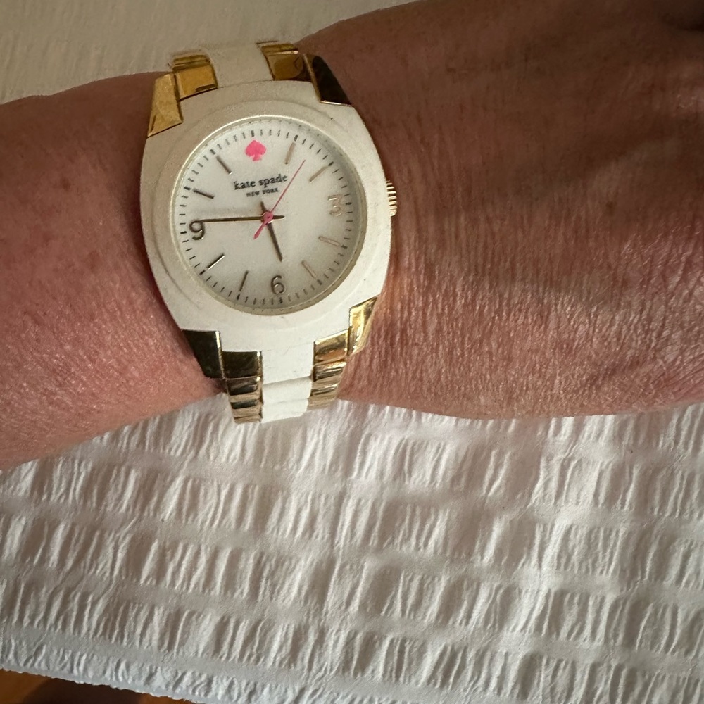 Kate Spade White Ceramic Watch (needs new watch battery) never worn